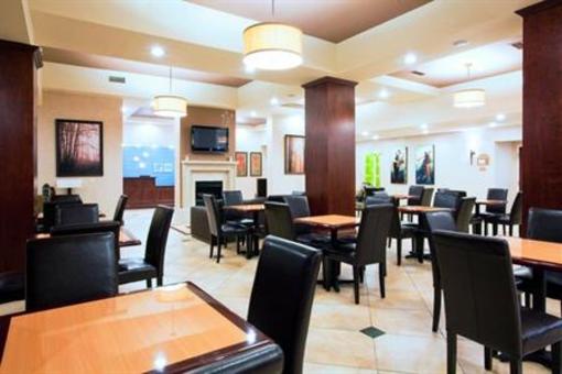 фото отеля Holiday Inn Express Charlotte-Arrowood