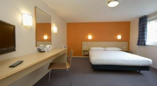 фото отеля Travelodge Manchester Central