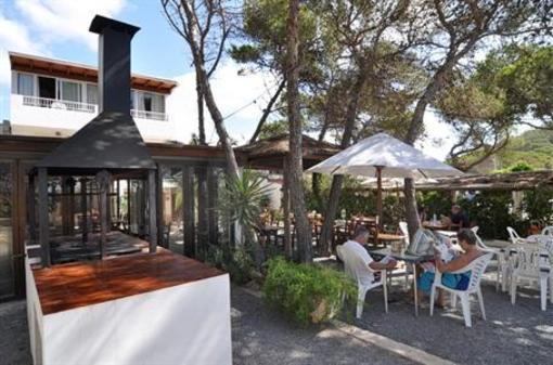 фото отеля Hostal Cala Boix