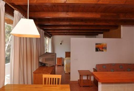 фото отеля Hostal Cala Boix