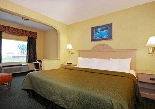 фото отеля Quality Inn & Suites on the Beach Corpus Christi