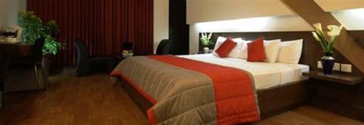 фото отеля 9 Marks Inn Indiranagar Bangalore
