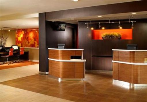 фото отеля Courtyard Atlanta Airport South