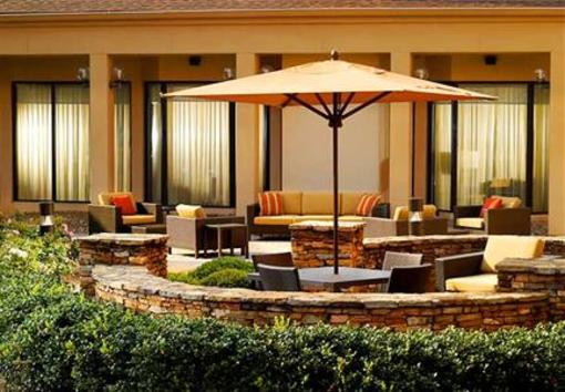 фото отеля Courtyard Atlanta Airport South