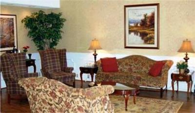 фото отеля Baymont Inn and Suites Lakeland