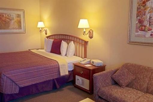 фото отеля BEST WESTERN Plus Merrimack Valley