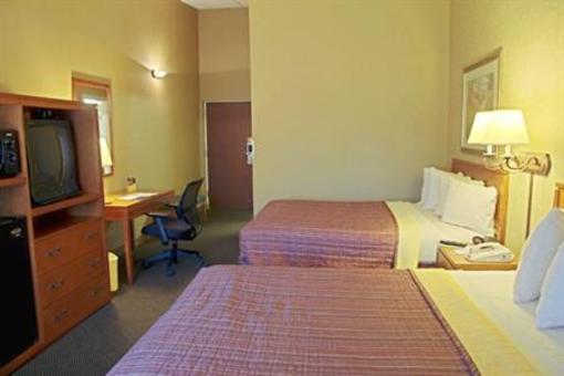 фото отеля BEST WESTERN Plus Merrimack Valley
