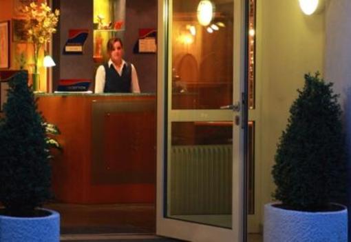 фото отеля Hotel Hanseport Hamburg