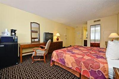 фото отеля Americas Best Value Inn & Suites Tulsa