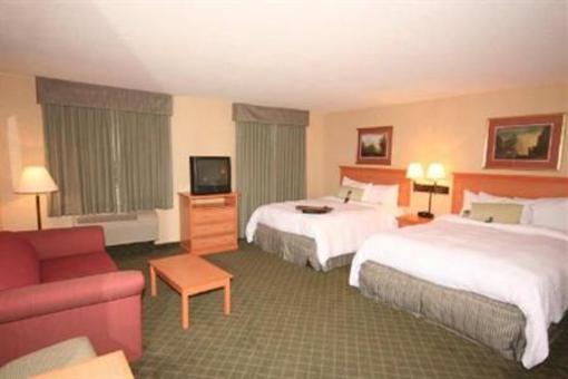 фото отеля Hampton Inn Gillette