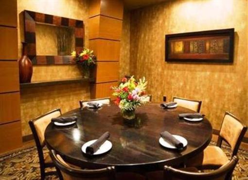 фото отеля Quality Inn Lambeau