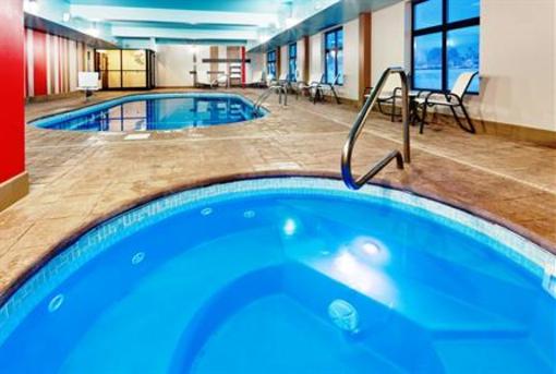 фото отеля Holiday Inn Express Hotel & Suites York Southeast