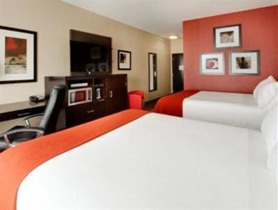 фото отеля Holiday Inn Express Hotel & Suites York Southeast