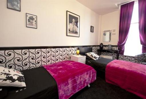 фото отеля The Scarborough Travel and Holiday Lodge