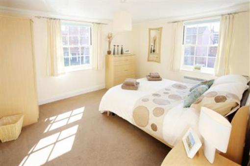фото отеля Norwich Apartment St Stephens