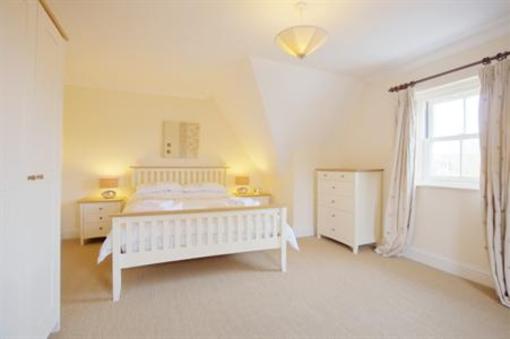 фото отеля Norwich Apartment St Stephens