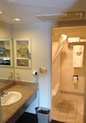 фото отеля BEST WESTERN Westminster Inn
