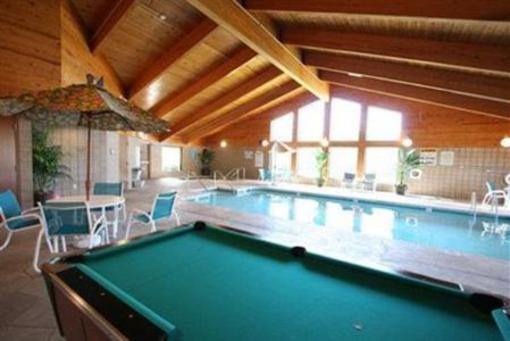 фото отеля AmericInn Motel & Suites Sheboygan
