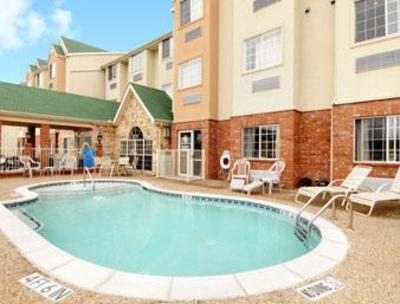 фото отеля Days Inn & Suites Plano Medical Center Dallas