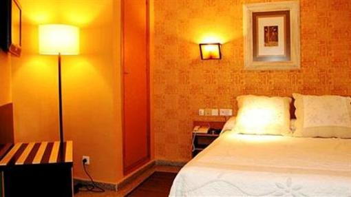 фото отеля Paris Hostal Valladolid