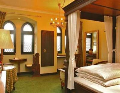 фото отеля Burghotel Auf Schonburg Oberwesel