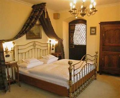 фото отеля Burghotel Auf Schonburg Oberwesel