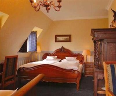 фото отеля Burghotel Auf Schonburg Oberwesel