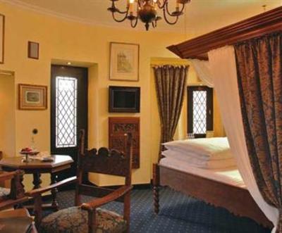 фото отеля Burghotel Auf Schonburg Oberwesel