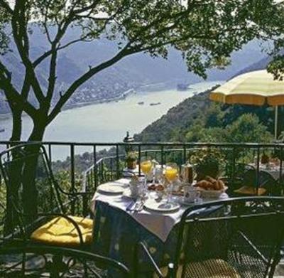 фото отеля Burghotel Auf Schonburg Oberwesel