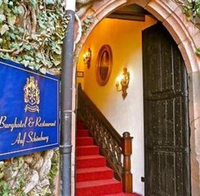 фото отеля Burghotel Auf Schonburg Oberwesel