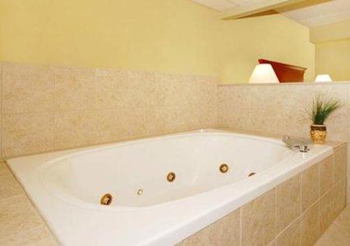 фото отеля Comfort Inn & Suites Shallowford Village Chattanooga
