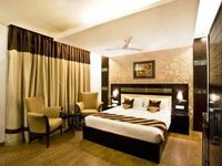 The Parkland, Kailash Colony
