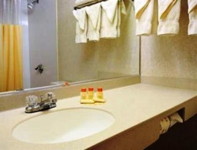 фото отеля Days Hotel Boston