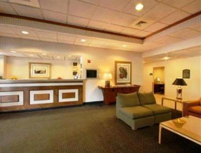 фото отеля Days Hotel Boston
