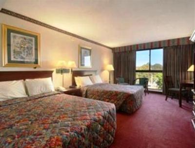 фото отеля Days Hotel Boston