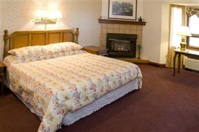 фото отеля Hilltop Inn Guesthouse & Suites Broomfield