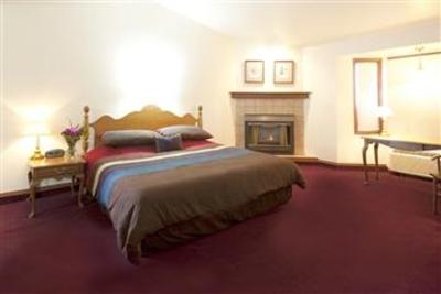 фото отеля Hilltop Inn Guesthouse & Suites Broomfield