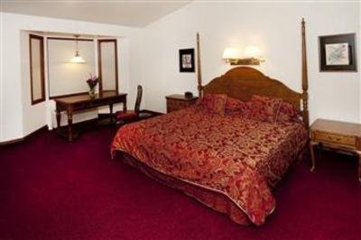 фото отеля Hilltop Inn Guesthouse & Suites Broomfield