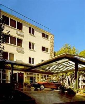 фото отеля Park Lane Inn and Suites