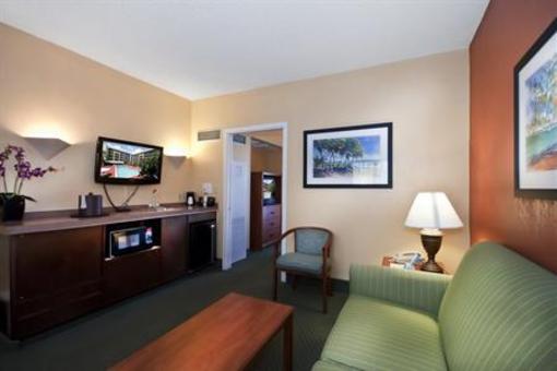 фото отеля Best Western Plus Deerfield Beach Hotel & Suites