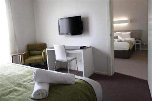 фото отеля Abode The Apartment Hotel Canberra