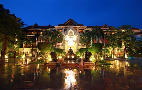 фото отеля Empress Angkor Hotel