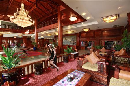 фото отеля Empress Angkor Hotel
