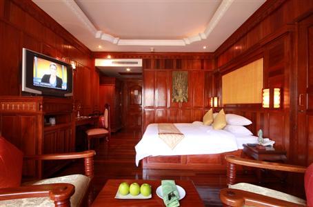 фото отеля Empress Angkor Hotel