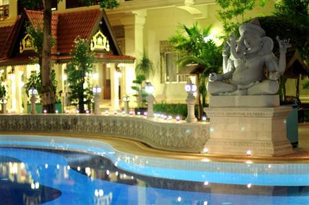 фото отеля Empress Angkor Hotel
