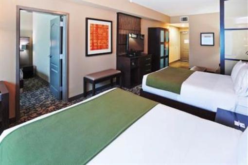 фото отеля Holiday Inn Express Hotel & Suites Dallas (Galleria Area)