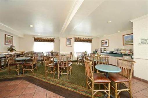 фото отеля Clubhouse Inn West Yellowstone