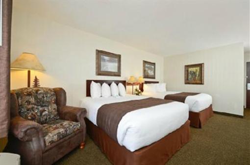 фото отеля Clubhouse Inn West Yellowstone