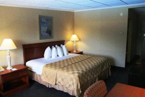 фото отеля BEST WESTERN PLUS Lehigh Valley Hotel & Conference Center