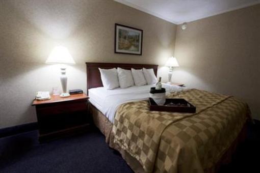фото отеля BEST WESTERN PLUS Lehigh Valley Hotel & Conference Center